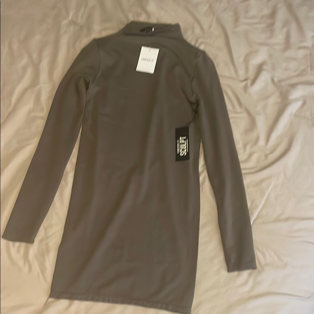 Sleek Olive Green Long Sleeve Dress